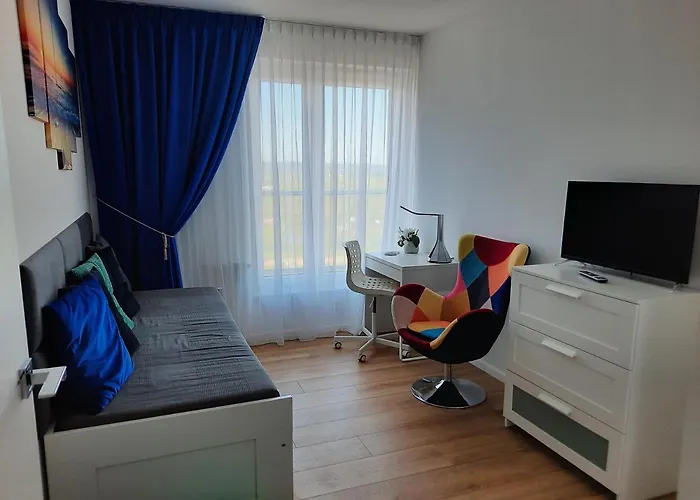 Aqua Sunset Apartment *